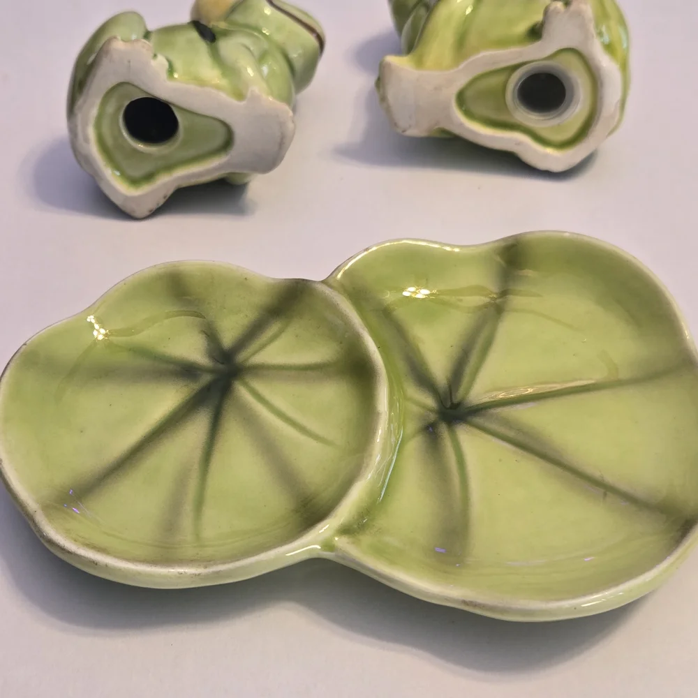 Vintage Frog Salt and Pepper Shakers.